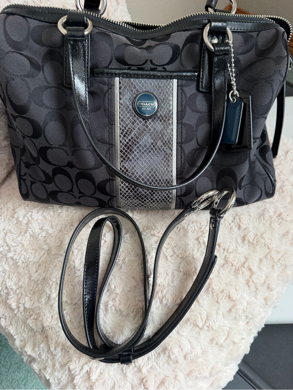 Coach Black Signature Canvas Shoulder Bag with Snakeskin Trim - Picture 5 of 9